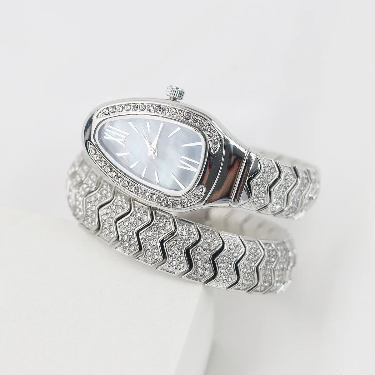 Snake-Design Full-Diamond Bling Luxury Quartz Watch