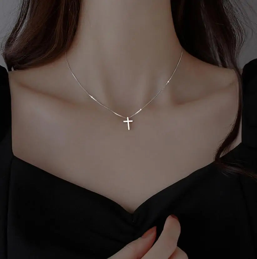 Classic 925 Silver Cross Pendant – Women’s Necklace
