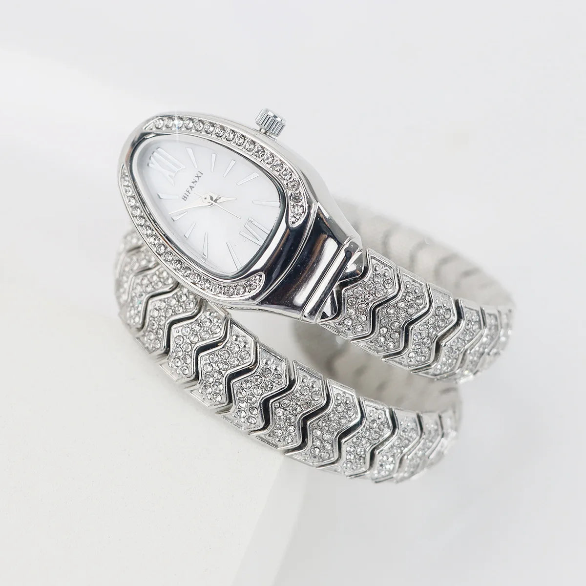 Snake-Design Full-Diamond Bling Luxury Quartz Watch