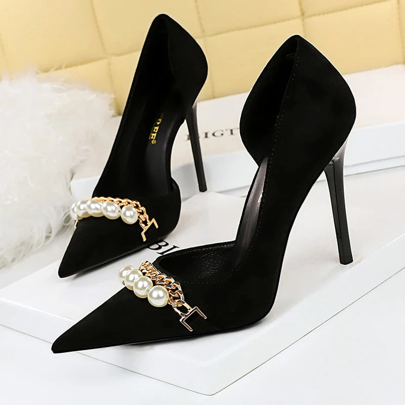 BIGTREE Elegant Chain Heels